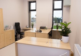 pomieszczenie biurowe (photo)