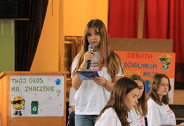 uczniowie podczas debaty (photo)
