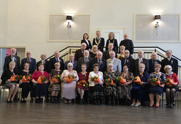 zdjęcie grupowe par małżeńskich (photo)