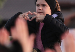  (photo)